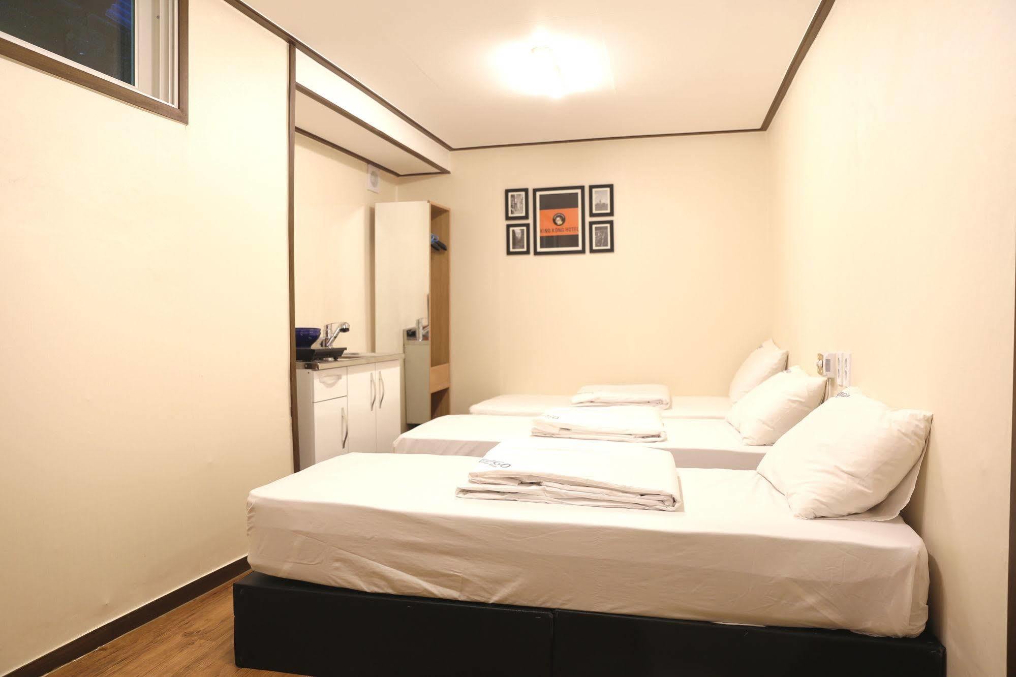 Kingkong Hotel Myeongdong Сеул Экстерьер фото